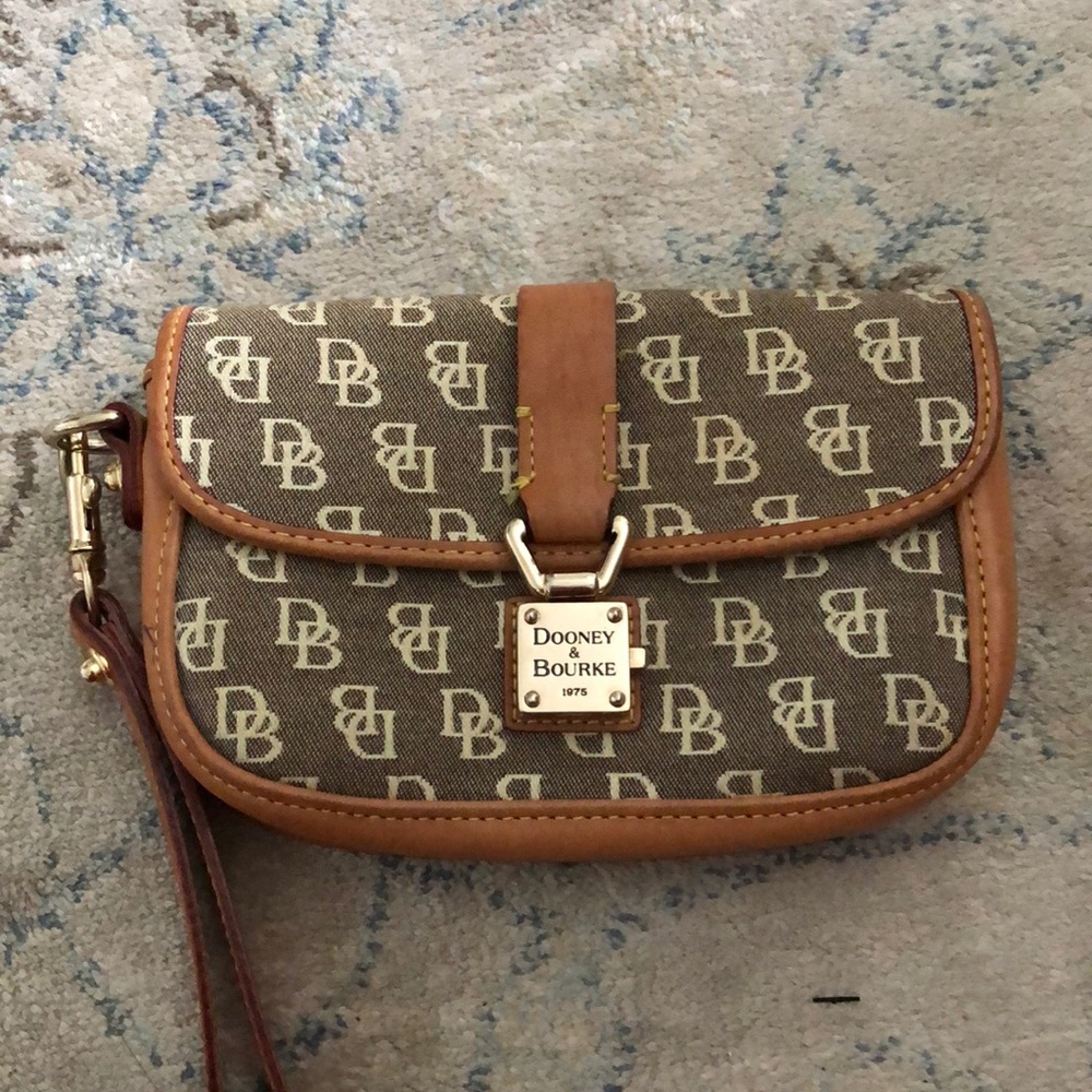 Dooney & Bourke Wristlet